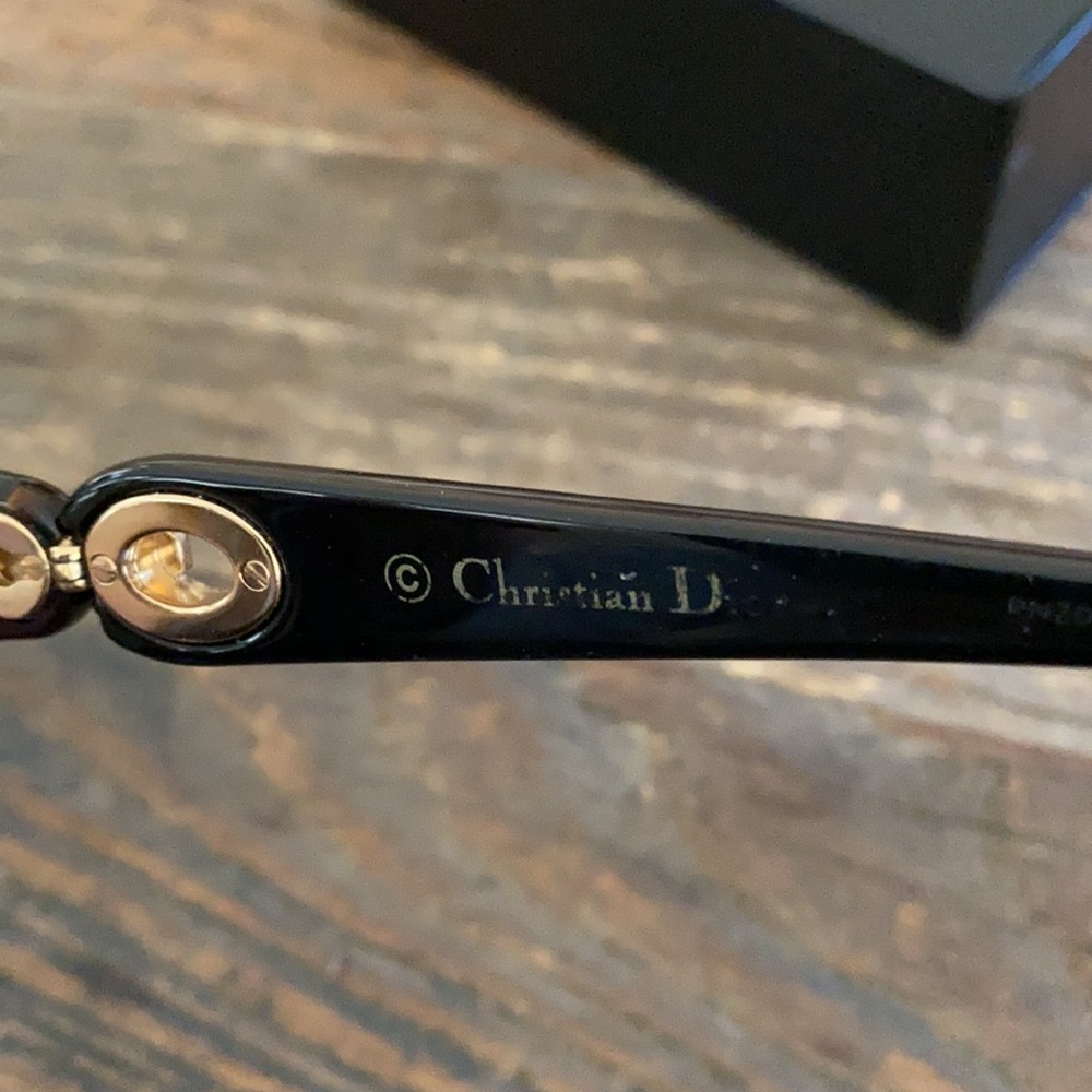 Christian Dior Tortoise Gold Tone FRAMES w/Case - Picture 5 of 7